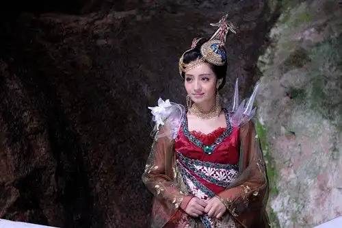 麦迪娜饰演玉磬