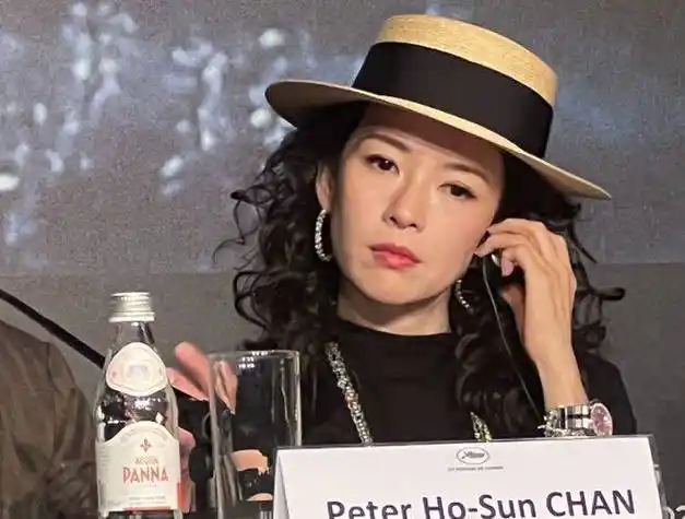 刘亦菲的大女主光环太重,可能连章子怡都难以压制;唐嫣和刘诗诗在电影