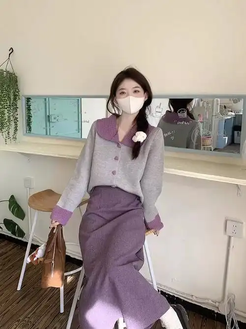 早春女装搭配一整套奶乖时尚漂亮跨年氛围感穿搭战袍连衣裙子套装