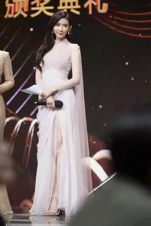 49岁林志玲近况曝光!