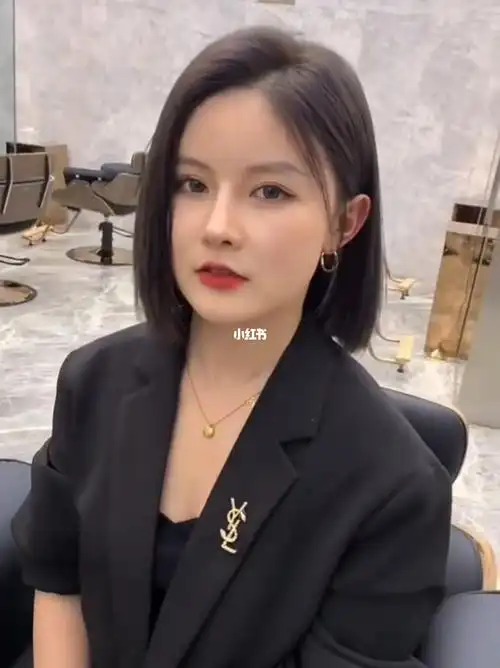 方脸大脸棱形脸小姐姐必剪发型修颜短发