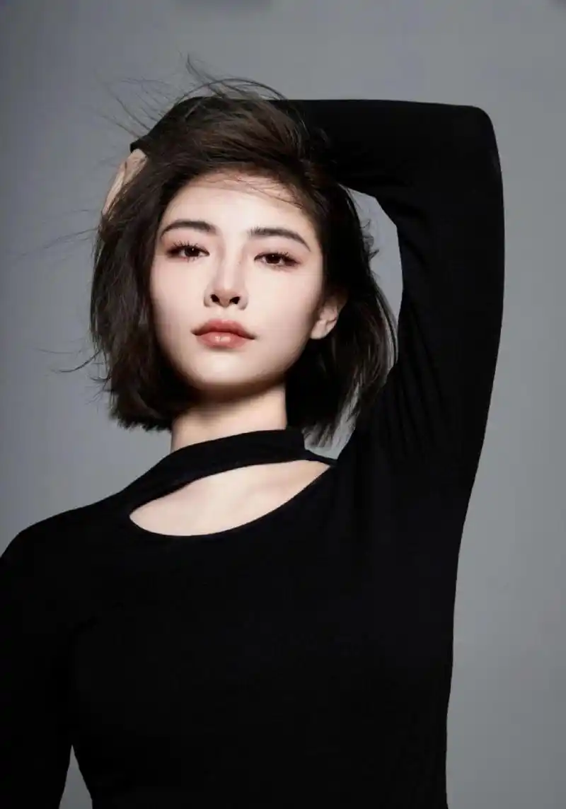 短发许佳琪,气场真的好强呀!