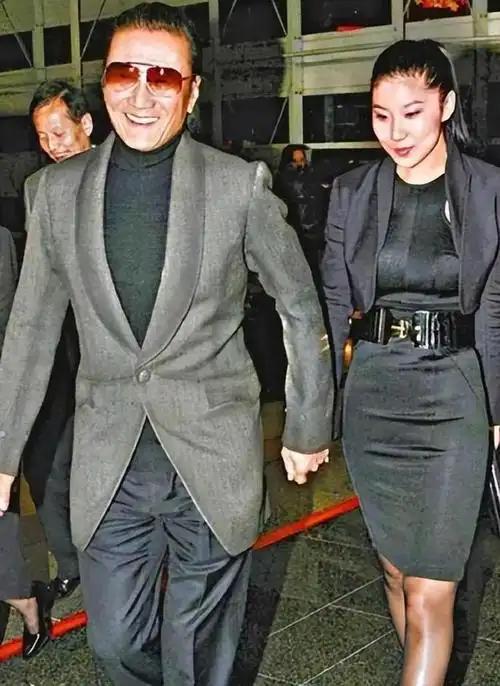 谢贤年轻时容貌有多惊艳?