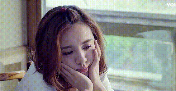 我的体育老师可爱托腮王晓晨王小米gif动图_动态图_表情包下载_soogif