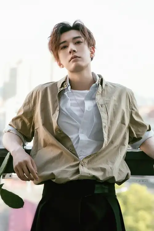 众人拾柴火焰高,拿出你压箱底的存货,建一座刘学义各类造型现代装的