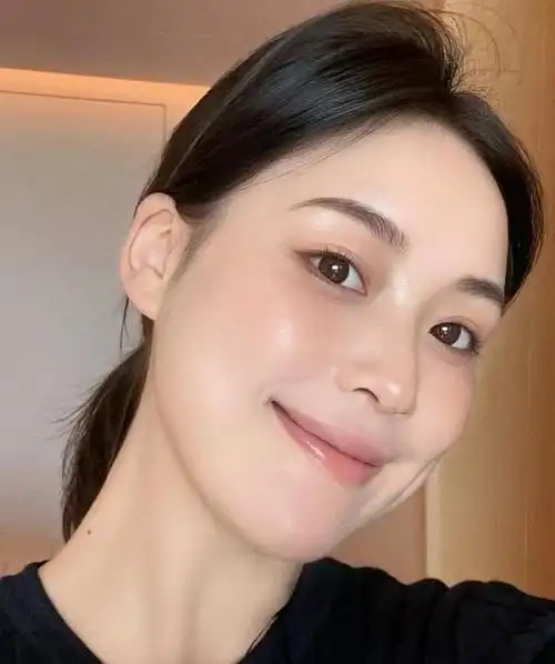 好的皮肤光滑细腻,是颜值的重要保障,让人看上去无需过多装点五官