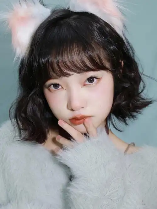 真的好可爱灵动96用眼线笔拉出一点点的内眼角