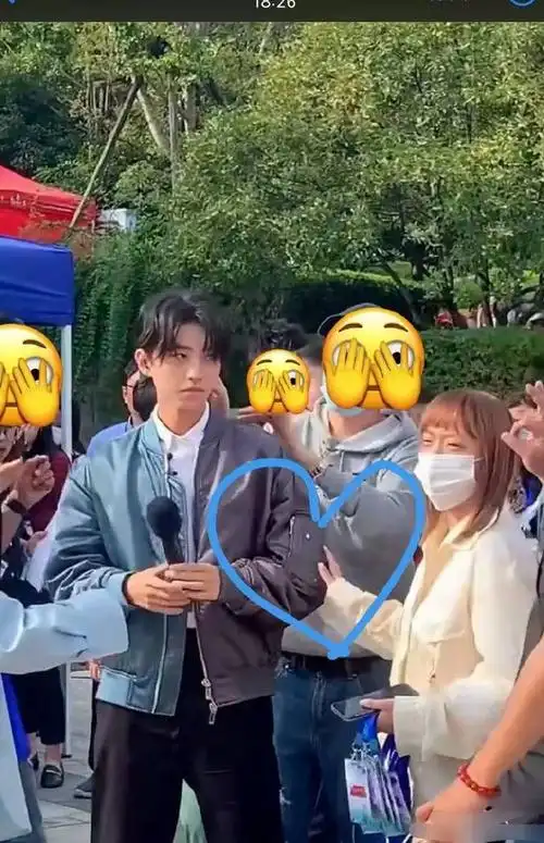 王俊凯##薛之谦给王俊凯电影点想看