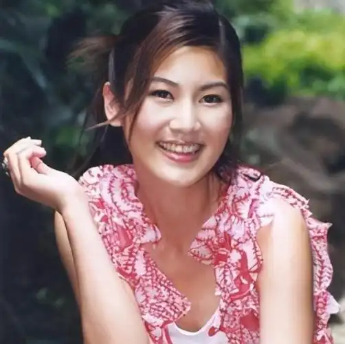 她是何润东前女友,与吴宗宪纠缠多年,闪婚闪离后被花心男接盘