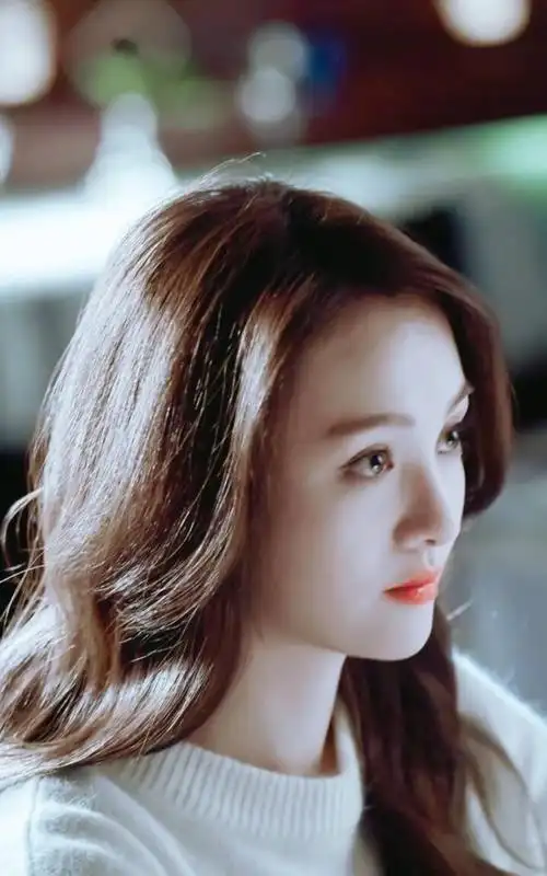 郑爽长发超美,微笑起来也很迷人,网友:心目中的女神!_高清图集_新浪网