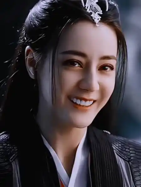 从此小说中眼泪像掉了线的珍珠便有了模样,迪丽热巴的哭戏好绝-度小视