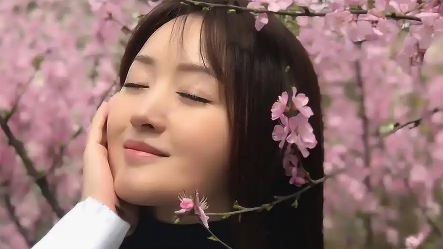 杨钰莹为家乡而唱的新歌《墨谭桃花岛》,江西吉安人的世外桃源