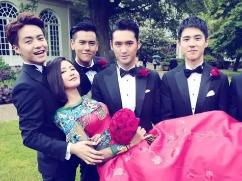 袁弘结过几次婚第一任妻子是谁?梅琳琳袁弘结婚照曝光为什么离婚