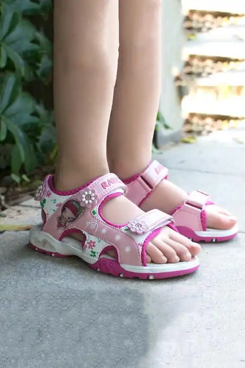 儿童凉鞋女夏季新款女童凉鞋公主卡通女孩凉鞋312岁小学生鞋子