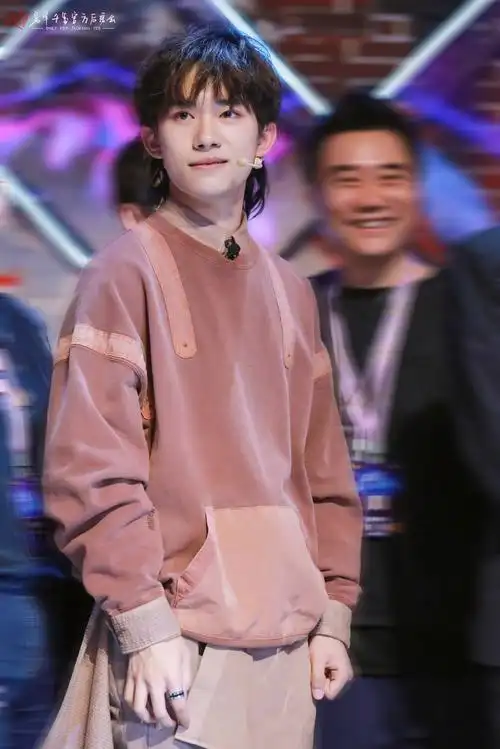 易烊千玺 #tfboys 优酷综艺这就是街舞第二季开播发布会 高清