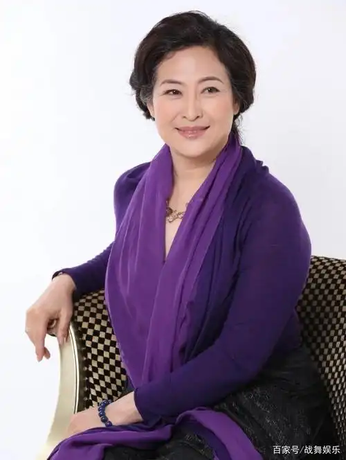 老戏骨许娣:与17岁初恋结婚,老公给她当助理,她挣的钱都给老公