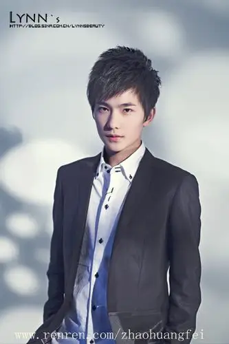 杨洋 中国人民解放军艺术学院,大多都认识了吧.