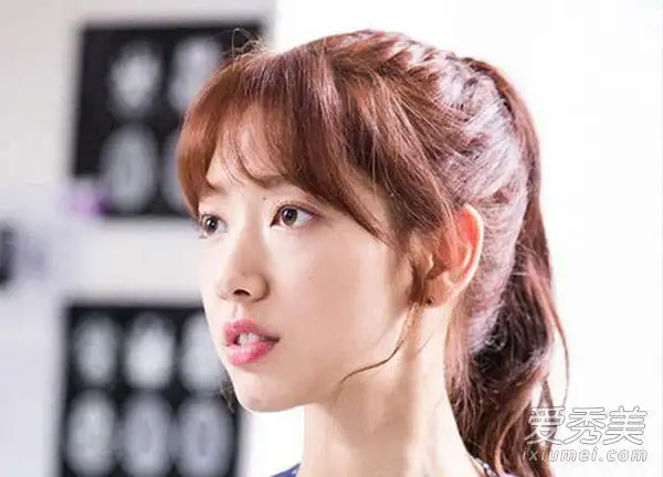 刘海长了不用剪学刘涛郑爽这样打理更好看
