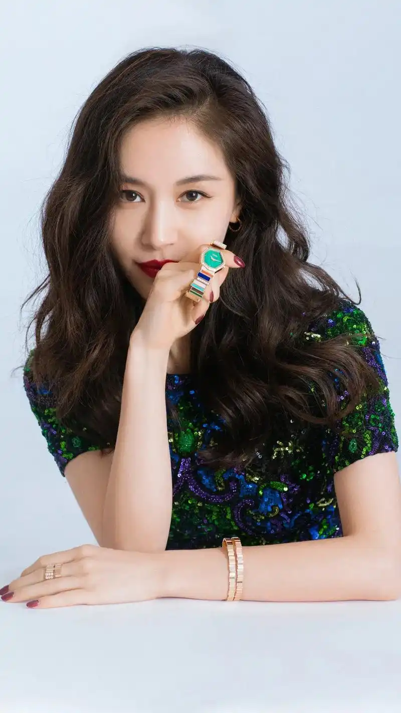 美女系列壁纸第909期-王子文