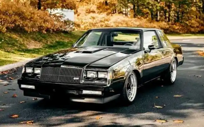 沉浸式体验别克君威gnx