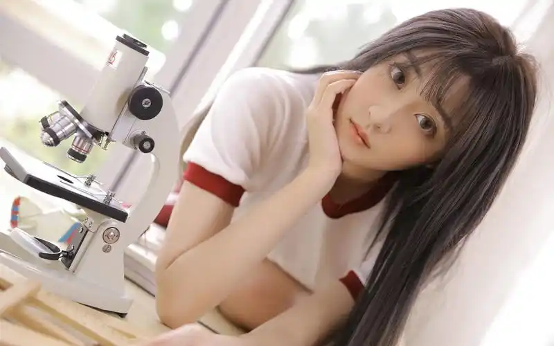 又纯又欲美女写真壁纸笛倚新翻水调歌天翻地覆谁得知