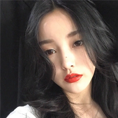 长头发女生侧面头像_第4页