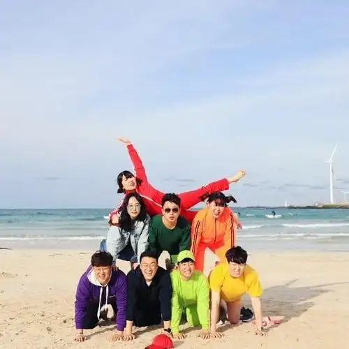 毕业照怎么拍才沙雕!韩国"爆笑男子照相集",这些pose学起来!