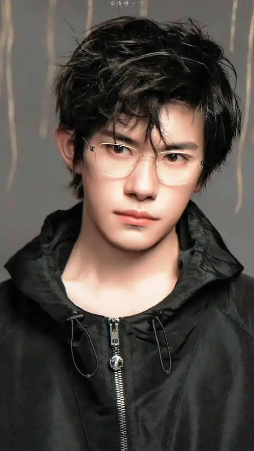 易烊千玺的老派爱情观