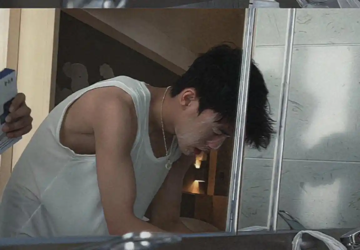 电脑壁纸搞一波@不是老95 @人鱼线的pdd #余庆伟 #壁 - 抖音