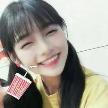 2020可爱女生qq头像萌图片大全 不为往事扰余生只愿笑