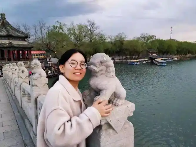 评论马媛慧雄关漫道真如铁而今迈步从头越评张卫平小说奋斗者