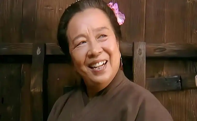 回顾著名演员李明启幼年丧父一生心酸背负骂名20年如今怎样了