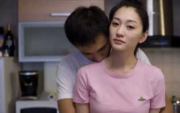 被富豪看中拿5亿娶回家,现48岁风韵犹存|鄢颇|恋情|李小冉|孙东海