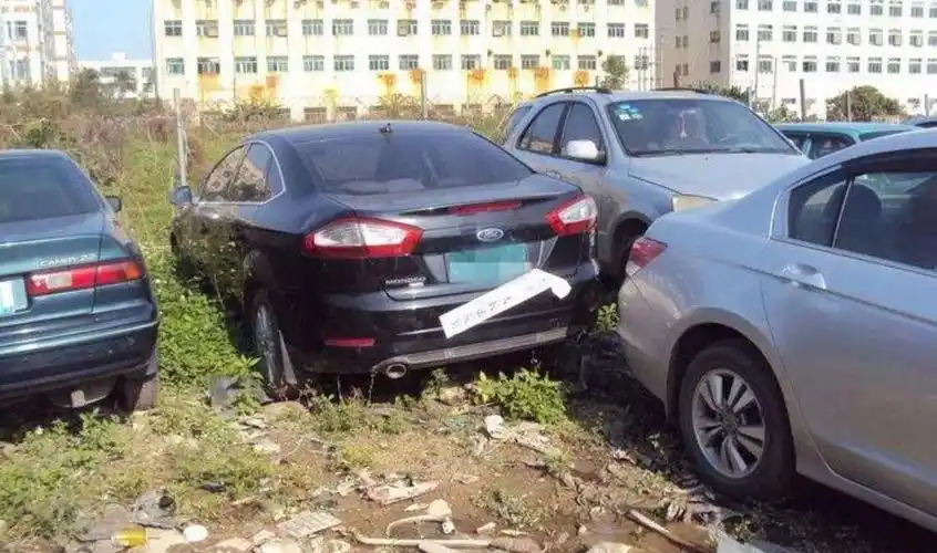 法院拍卖二手车有哪些流程法院拍卖二手车的流程及手续