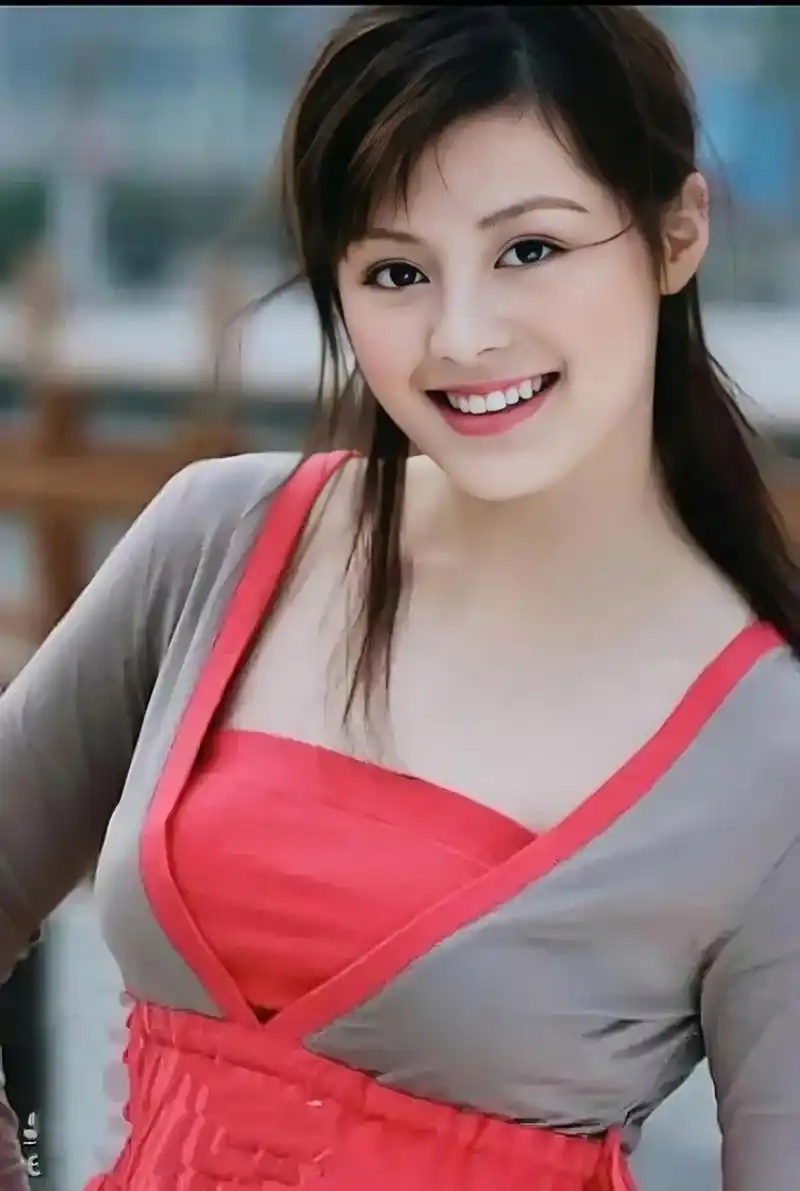 王力可的欧式大双眼皮漂亮得令人惊叹.