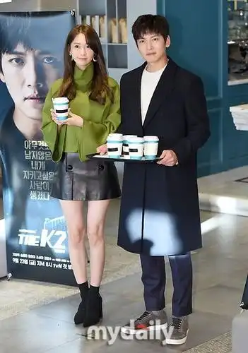 就算和188的南柱赫在一起,也只有这样的身高差啊!