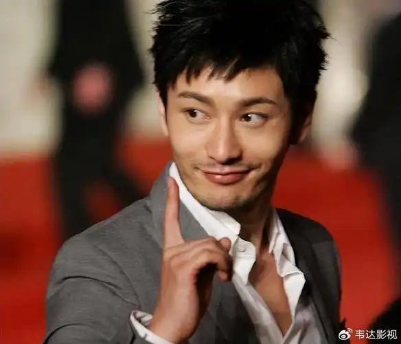 有一种"整容"叫黄晓明离婚,前妻杨颖变化不大,他却像换了个人