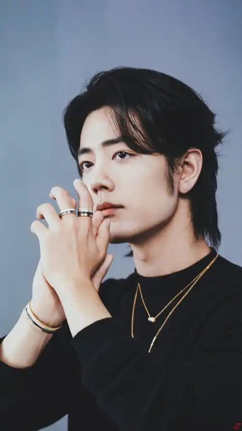 日常见肖战##肖战狼尾侧颜#壁纸@x玖少年团肖战daytoy