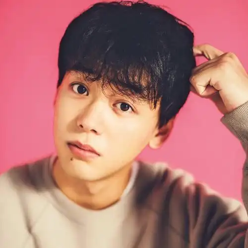 日本帅哥头像持续更新别被封面骗了真的不是沙雕图楼