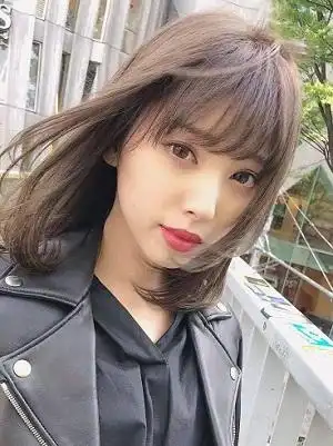 发量多粗硬适合什么发型