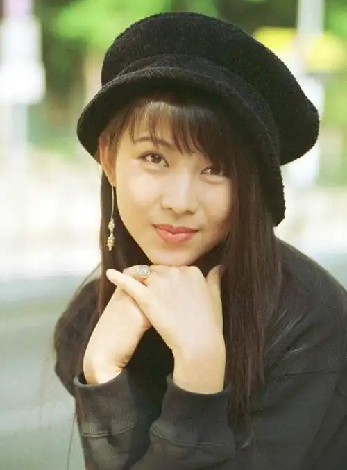 1998年,25岁的蔡少芬