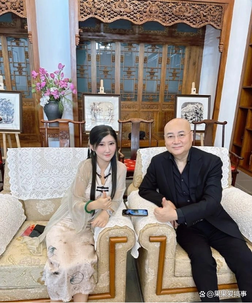 富婆莹少再次开撕网红徐良接连坑骗3名富婆会所内疑集体放纵