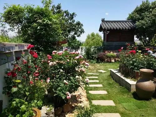 鲜花盛开的《中国院子》——张宅印象