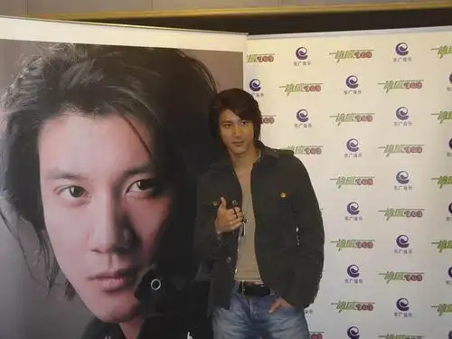 组图王力宏上海谈四最最感激的人是母亲