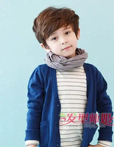 四岁男孩长脸发型 儿童好看的长脸发型
