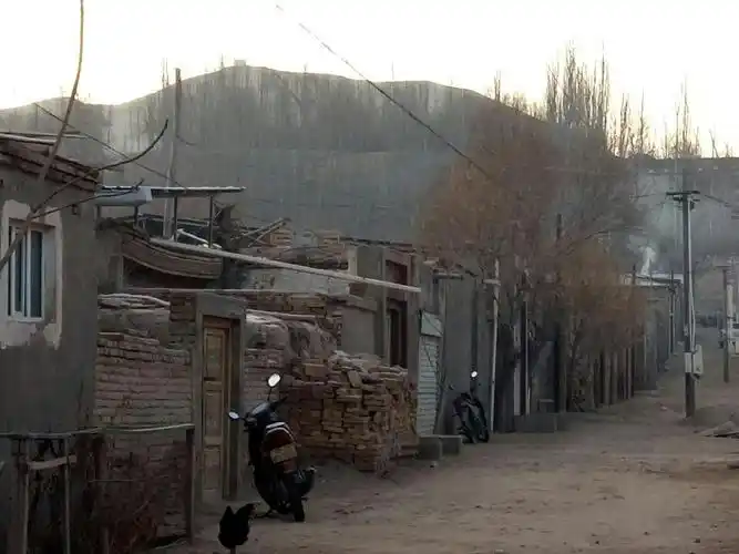 新疆维吾尔自治区叶城县棋盘乡政府口