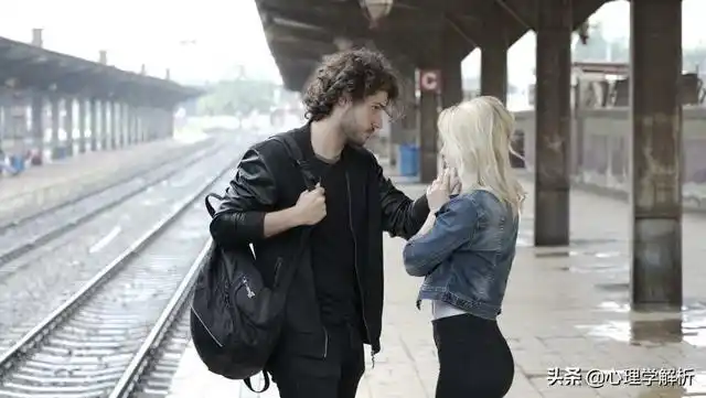 加拿大心理学家最新综述人们对不理想的恋爱倾向于继续维持关系
