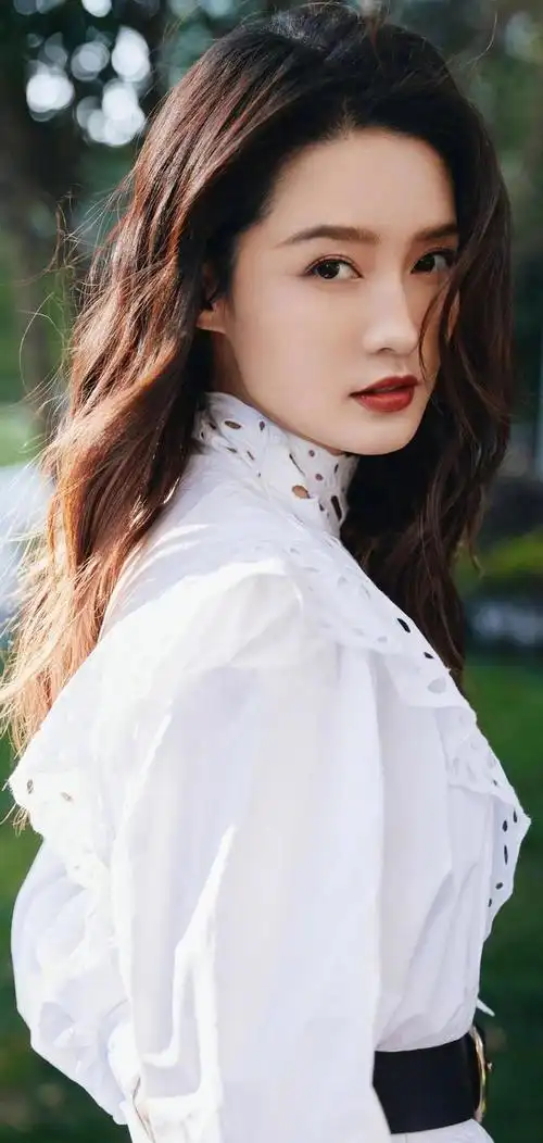 最美小花李沁超高清美图