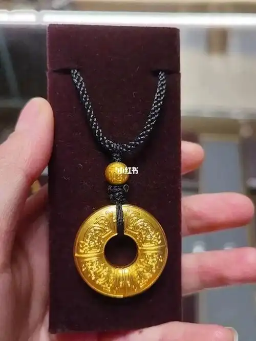 周大福凤瑞四季平安扣