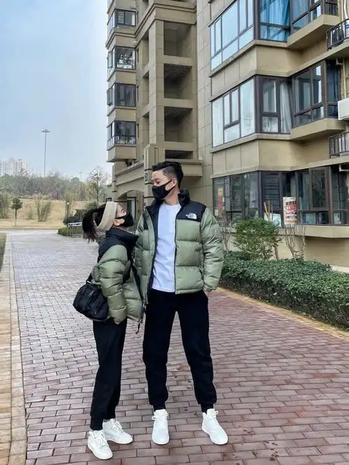 152与178 今日份情侣穿搭/北面羽绒服